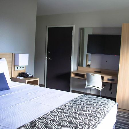 Microtel Inn & Suites By Wyndham Camp Lejeune/Jacksonville Exteriör bild