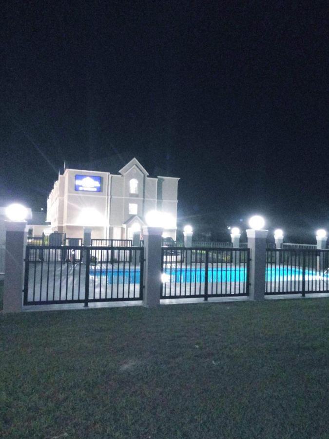 Microtel Inn & Suites By Wyndham Camp Lejeune/Jacksonville Exteriör bild