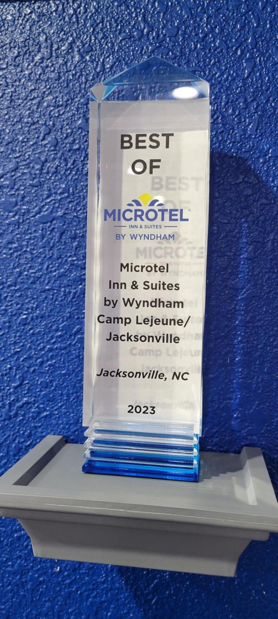 Microtel Inn & Suites By Wyndham Camp Lejeune/Jacksonville Exteriör bild